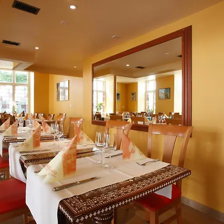 Hotel Spalenbrunnen & Restaurant Center 3*